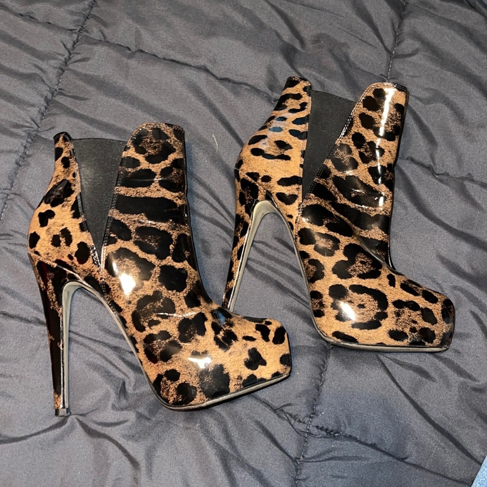 Cheetah boot heels
